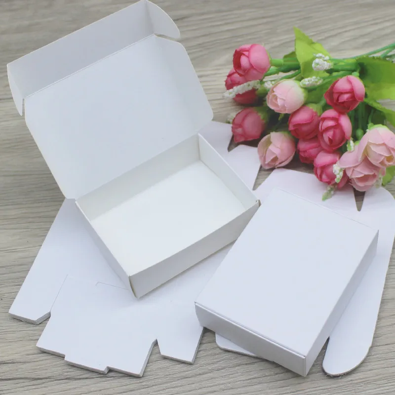New 10Pcs 8x6x2cm White /Kraft /Black Jewelry Display Packing Box Handmade With Love Cardboard Gift Package & Wedding Favourite