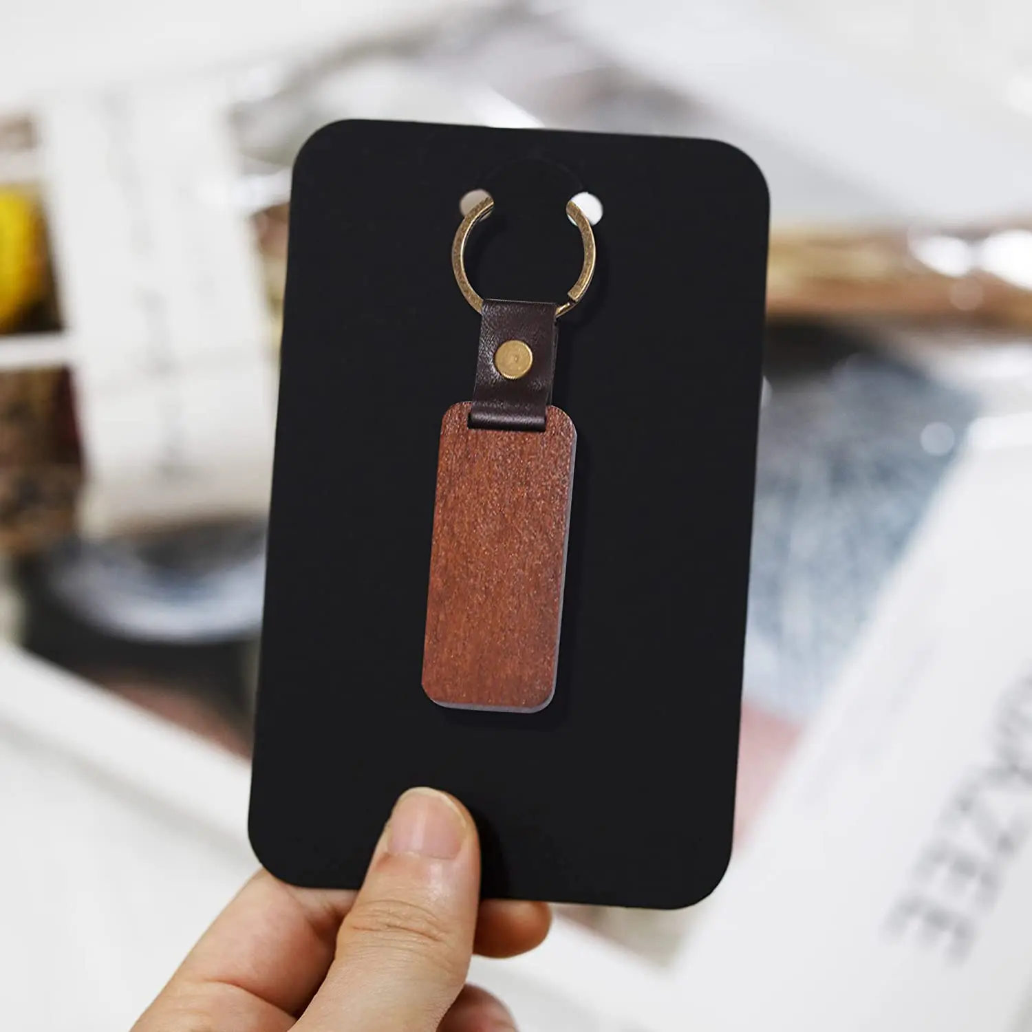 50pcs 7.5x12cm Keychain Packing Cards Kraft Paper Cards for DIY Jewelry Keychain Display Cardboard Keyrings Retail Price Tags