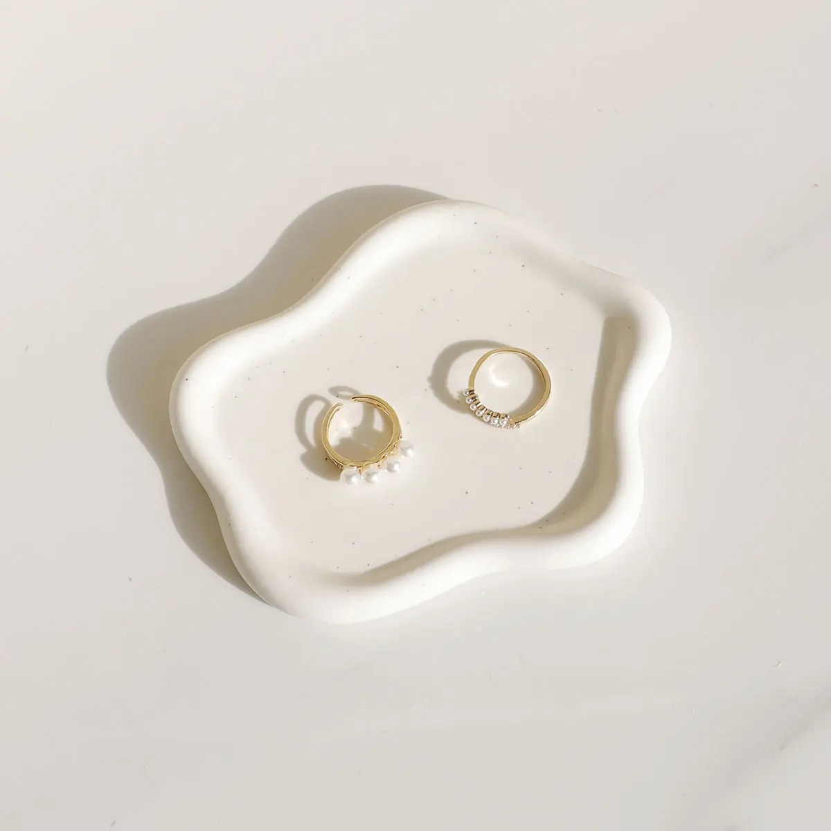 Ceramic Jewelry Dish for Women, Jewelry Tray Trinket Dish, Cloud Tray , Watch Keys Tray Ring Dish Holder for Christmas Gift