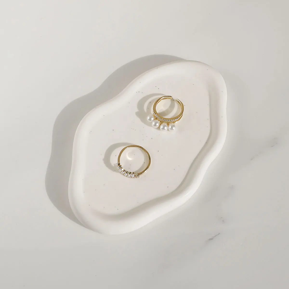 Ceramic Jewelry Dish for Women, Jewelry Tray Trinket Dish, Cloud Tray , Watch Keys Tray Ring Dish Holder for Christmas Gift
