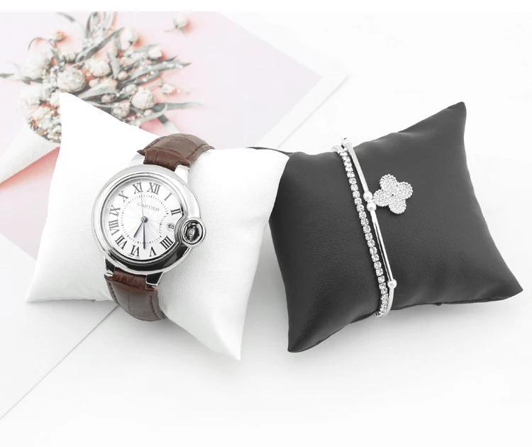 Wholesale Quality Leatherette Bracelet Bangle Pillow Stand Holder Chain Jewelry Display Showcase Watch Cushion Pillows for Box
