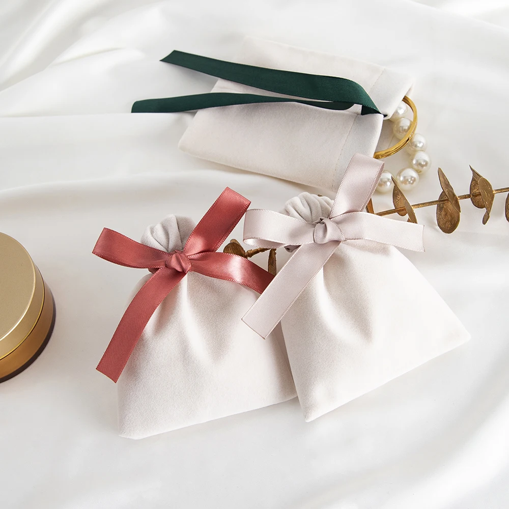 5Pcs Beige Velvet Bag Jewelry Suede Gift 7x9cm 10x12cm 12x15cm 15x20cm Packaging Wedding Favors Candy Earrings Bracelet Pouches