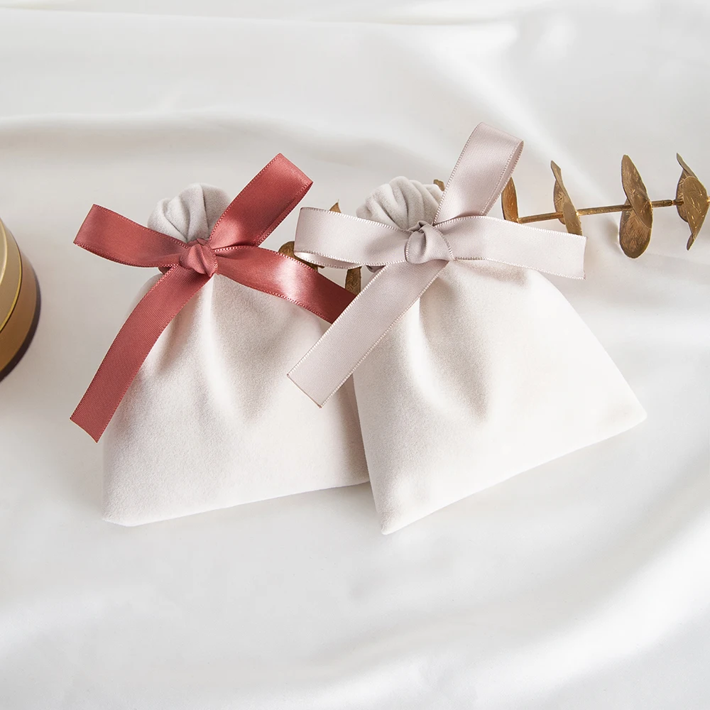 5Pcs Beige Velvet Bag Jewelry Suede Gift 7x9cm 10x12cm 12x15cm 15x20cm Packaging Wedding Favors Candy Earrings Bracelet Pouches