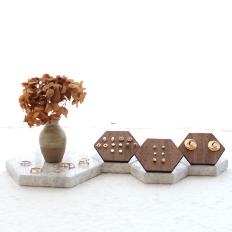 Wooden Jewelry Display Walnut Jewelry Display Stand Earrings Ear Stud Holder Organize Jewelry Packaging Box Card Case