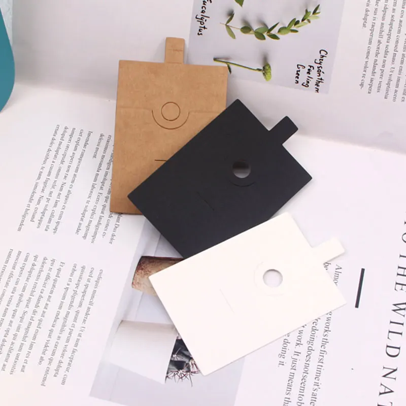 50pcs 6*6CM Jewelry Hang Tags Black White Kraft Paper Cards Label for Diy Jewelry Making Finger Ring Display Storage Holder Card
