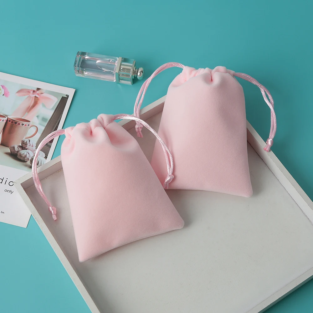 50 Velvet Jewelry Small Gift Bags Mini Size 7X9cm Drawstring Packaging Organizer Pouch For Girl Wedding Favor Candy Goodie Bag