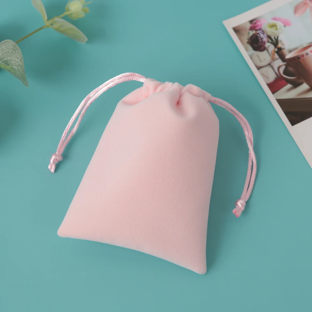 50 Velvet Jewelry Small Gift Bags Mini Size 7X9cm Drawstring Packaging Organizer Pouch For Girl Wedding Favor Candy Goodie Bag