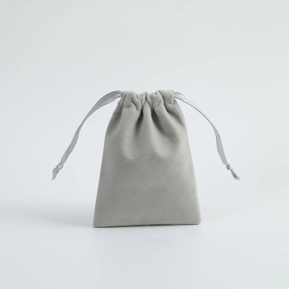 50 Velvet Jewelry Small Gift Bags Mini Size 7X9cm Drawstring Packaging Organizer Pouch For Girl Wedding Favor Candy Goodie Bag