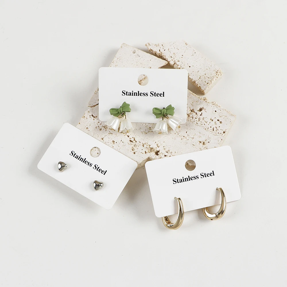 50pcs 6.4x4cm Jewelry Cards with Stainless Steel White Paper Retail Chain Earring Display Bag for Selling Stand Storage Material