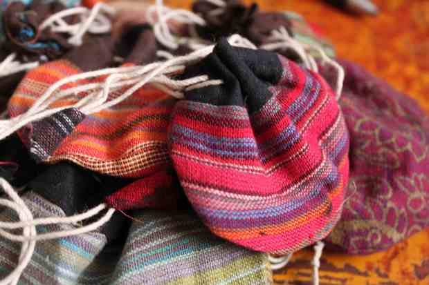 10PCS Mix Nepal Hand Cotton Pouches Jewelry Bags Accessories C18
