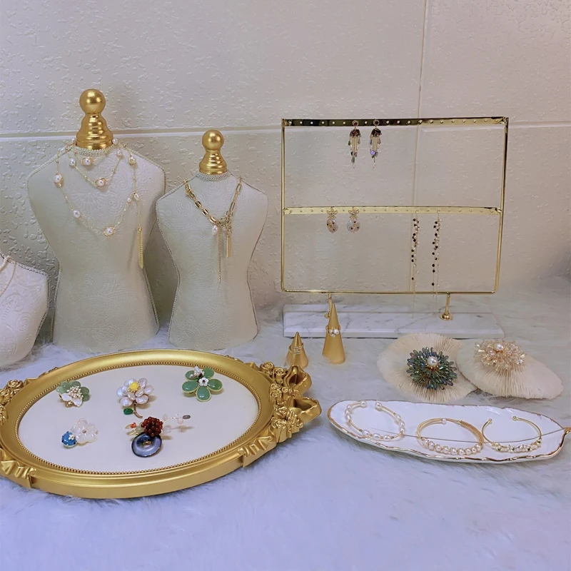 Jewelry Store Window Jewelry Display Case Fashion White Flannelette Head Jewelry Display Rack Ring Necklace Display Rack