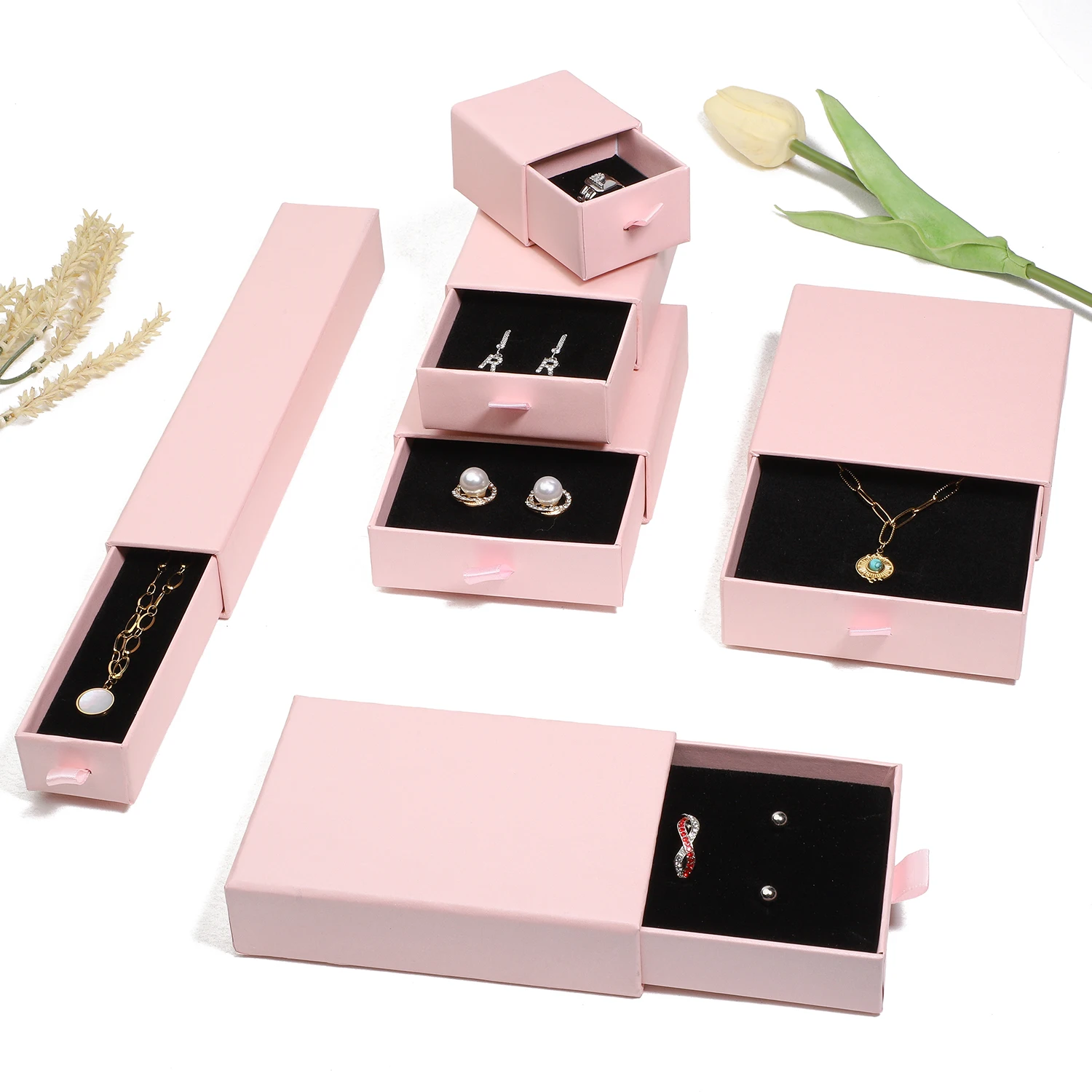 1pcs Pink Color Kraft Paper Drawer Jewelry Packaging Box Necklace Bracelet Gift Display Case Boxes Cardboard Jewelry Storage