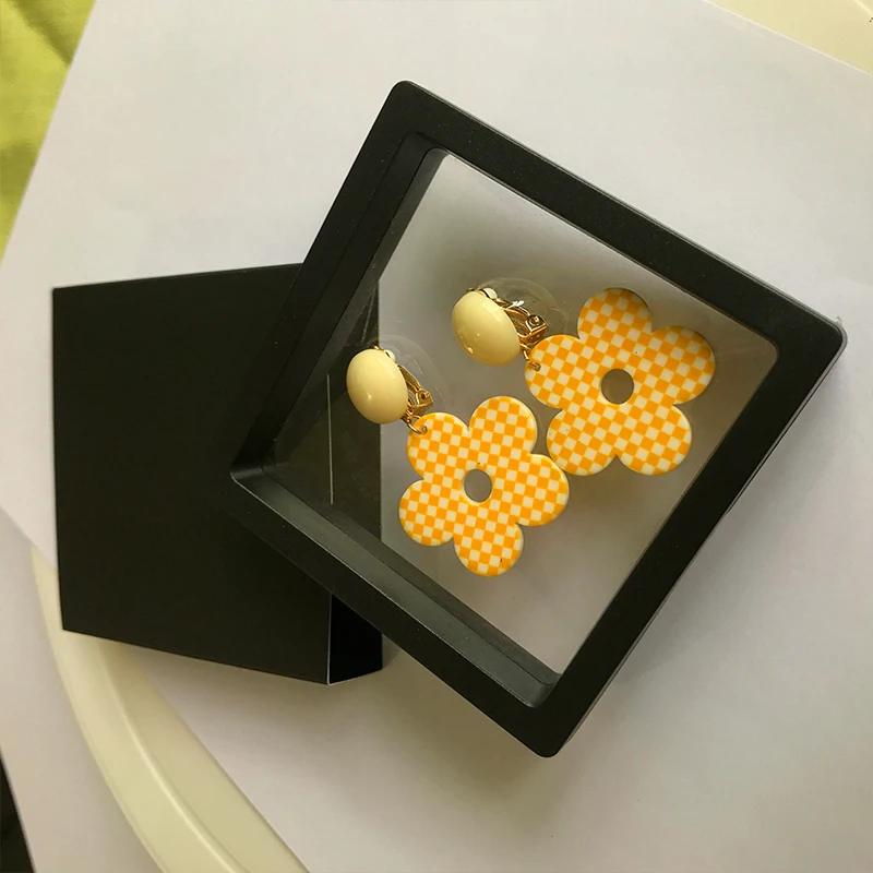 10pcs/lot Coated Paper Jewelry Packaging Black White 9*9 Cm Gift Boxes Outer Package Fit 3D Floating PE Film Display Case Box