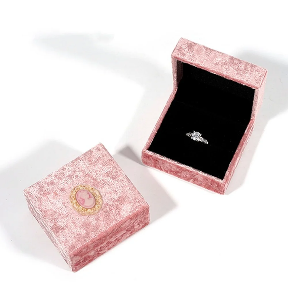 Retro Velvet Pink Jewelry Box Bracelets Necklaces Rings Earrings Jewelry Display Case Wedding Gifts Packaging Box for Women