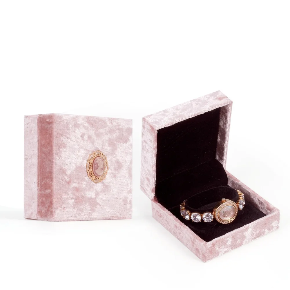 Retro Velvet Pink Jewelry Box Bracelets Necklaces Rings Earrings Jewelry Display Case Wedding Gifts Packaging Box for Women