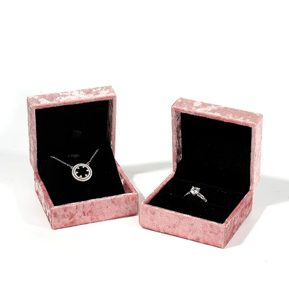 Retro Velvet Pink Jewelry Box Bracelets Necklaces Rings Earrings Jewelry Display Case Wedding Gifts Packaging Box for Women