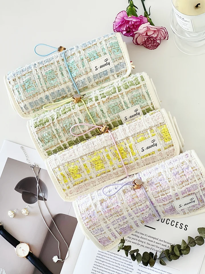 Jewelry Case Roll Bag Portable Velvet Travel Organizer for Necklace Chain Bracelet Jewellery Display Holder Travel Zipper Bag