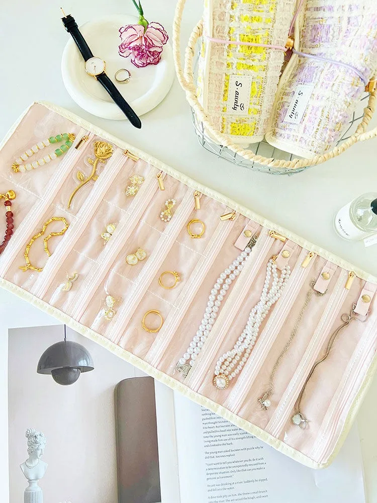 Jewelry Case Roll Bag Portable Velvet Travel Organizer for Necklace Chain Bracelet Jewellery Display Holder Travel Zipper Bag
