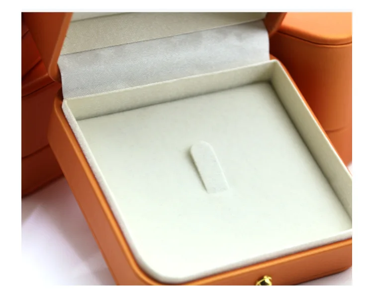 Hot Sale Leather Jewellery Gift Packaging Box Pendant Necklace Bracelet Earring Jewelry Ring Box Gift Cases Customized Logo