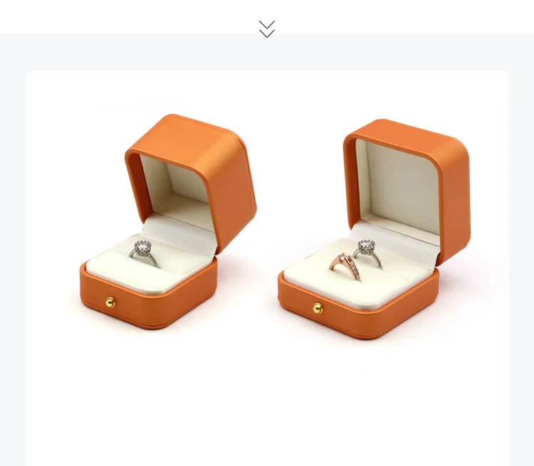 Hot Sale Leather Jewellery Gift Packaging Box Pendant Necklace Bracelet Earring Jewelry Ring Box Gift Cases Customized Logo