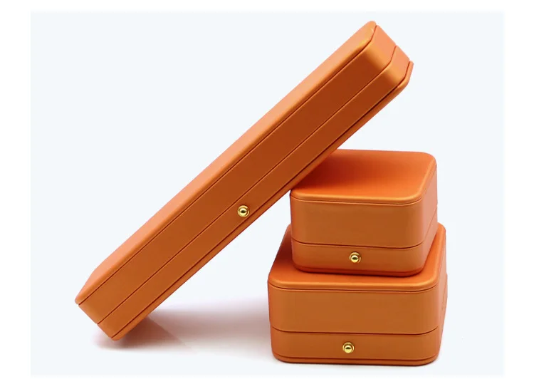 Hot Sale Leather Jewellery Gift Packaging Box Pendant Necklace Bracelet Earring Jewelry Ring Box Gift Cases Customized Logo
