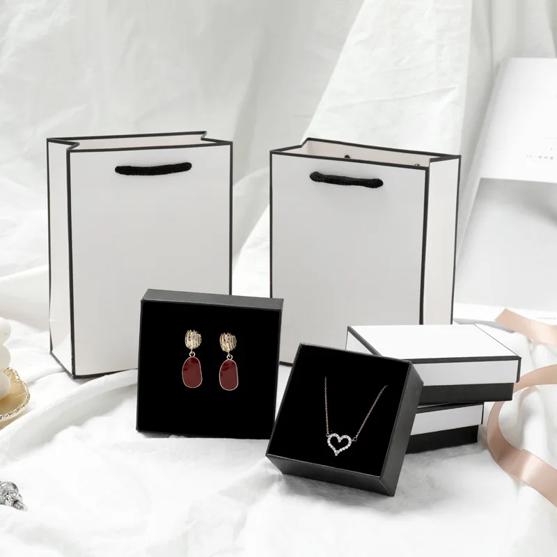 12pcs Korean Style Rainbow Paper Jewelry Box 5x5x3cm 9x9x3cm Bracelet Necklace Ring Earrings Boxes Wedding Gifts Packaging Case