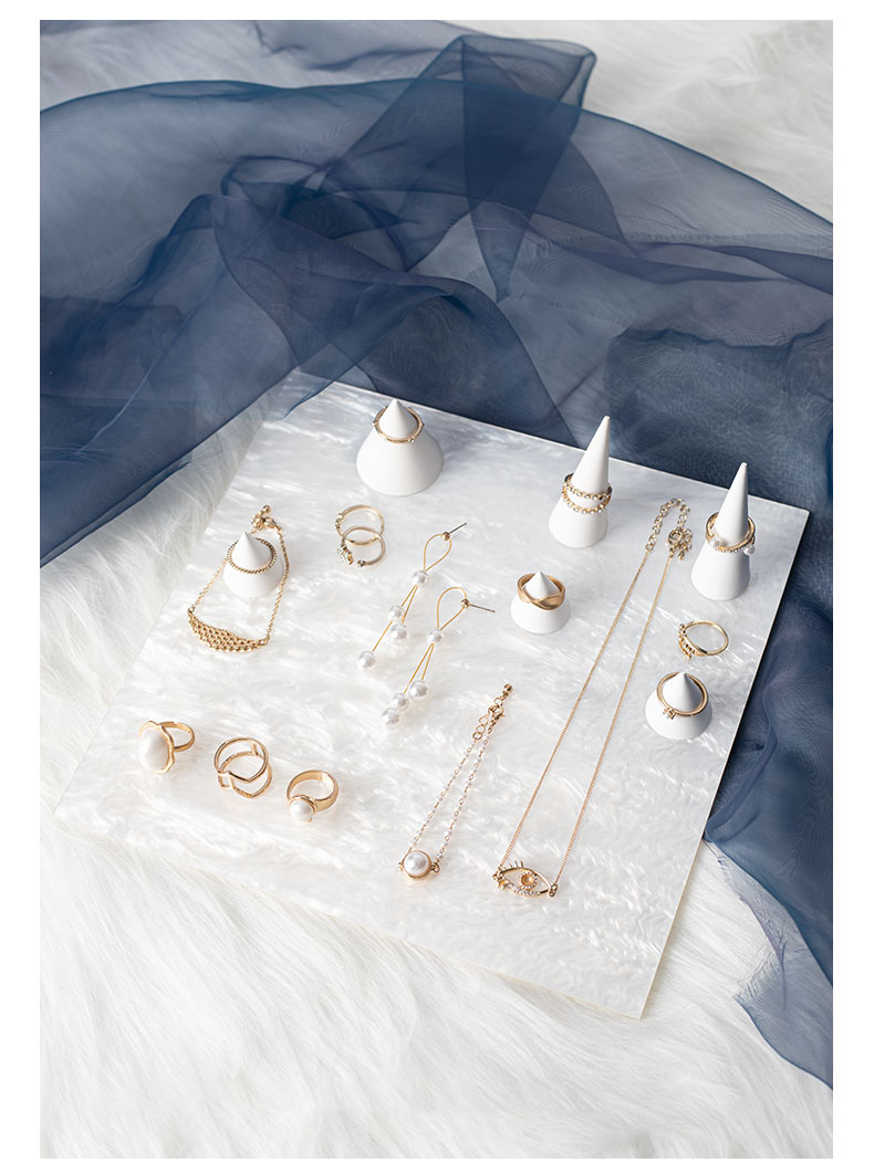 White Acrylic blocks Jewelry Stand Jewellery Holder display Organizer for Bracelet Necklace Ring earring cosmetics perfume tray