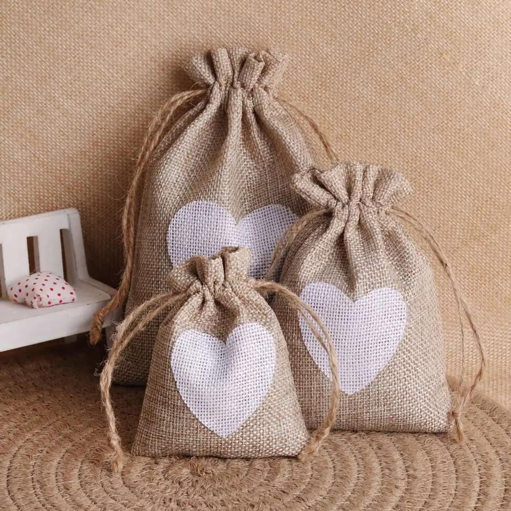 5pcs 8x10 10x14 13x18cm Heart Shape Print Linen Drawstring bags Small Jewelry Pouches Wedding Cotton Burlap Packaging Gift Bag