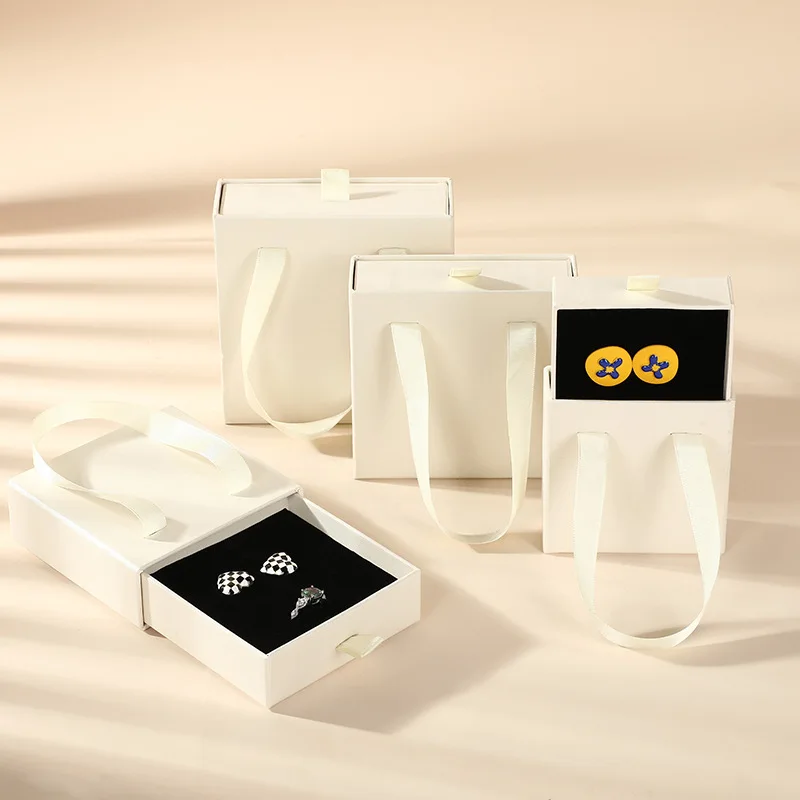 10pcs Paper Jewelry Box Bracelet Necklace Ring Earring Box Ribbon Handle Kraft Wedding Gifts Packaging Box Jewelry Accessories