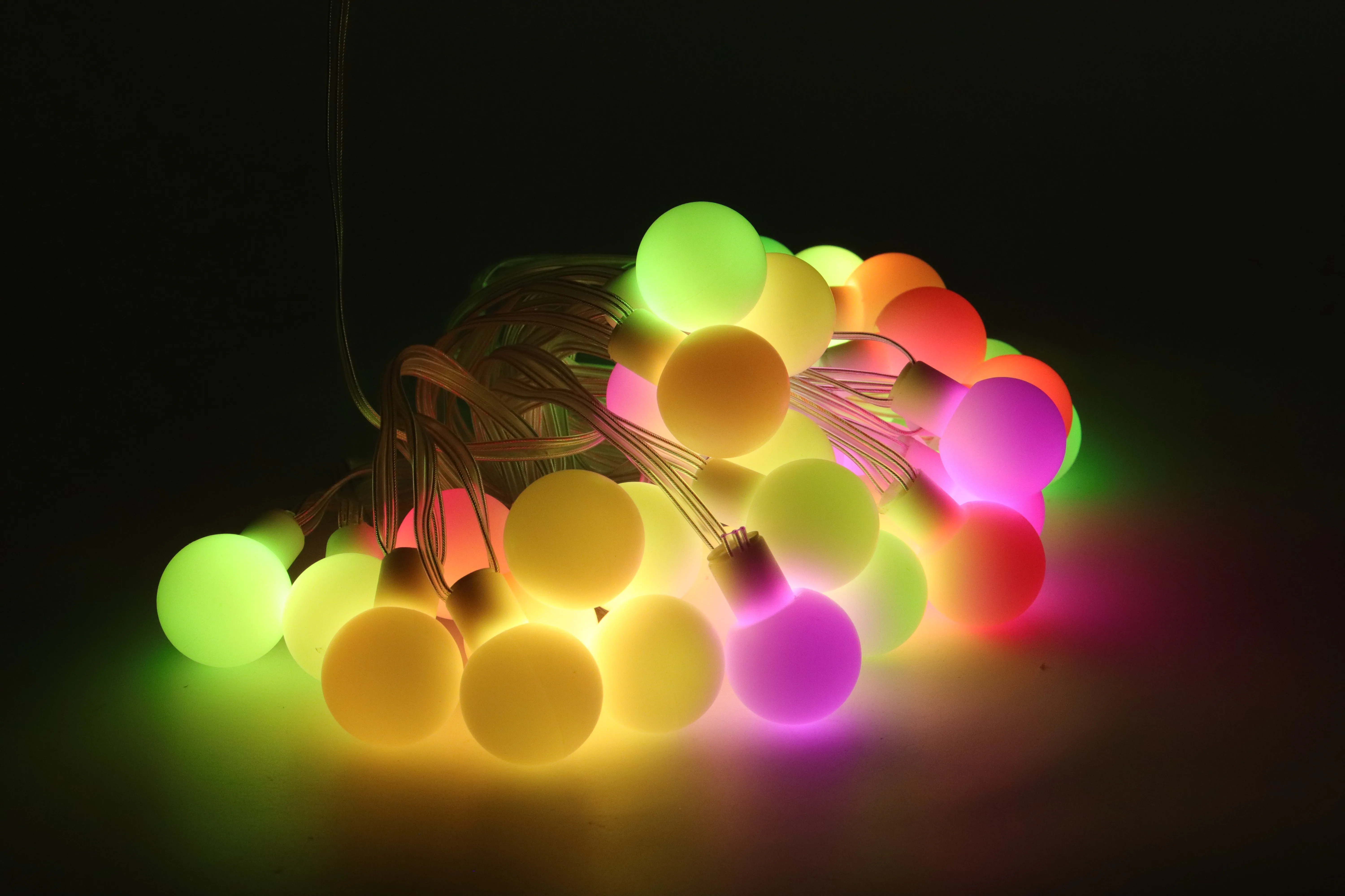 DC5V WS2812B Dream Color RGB LED Round Ball String Lights Christmas Party Birthday Decoration Addressable Individually IP67