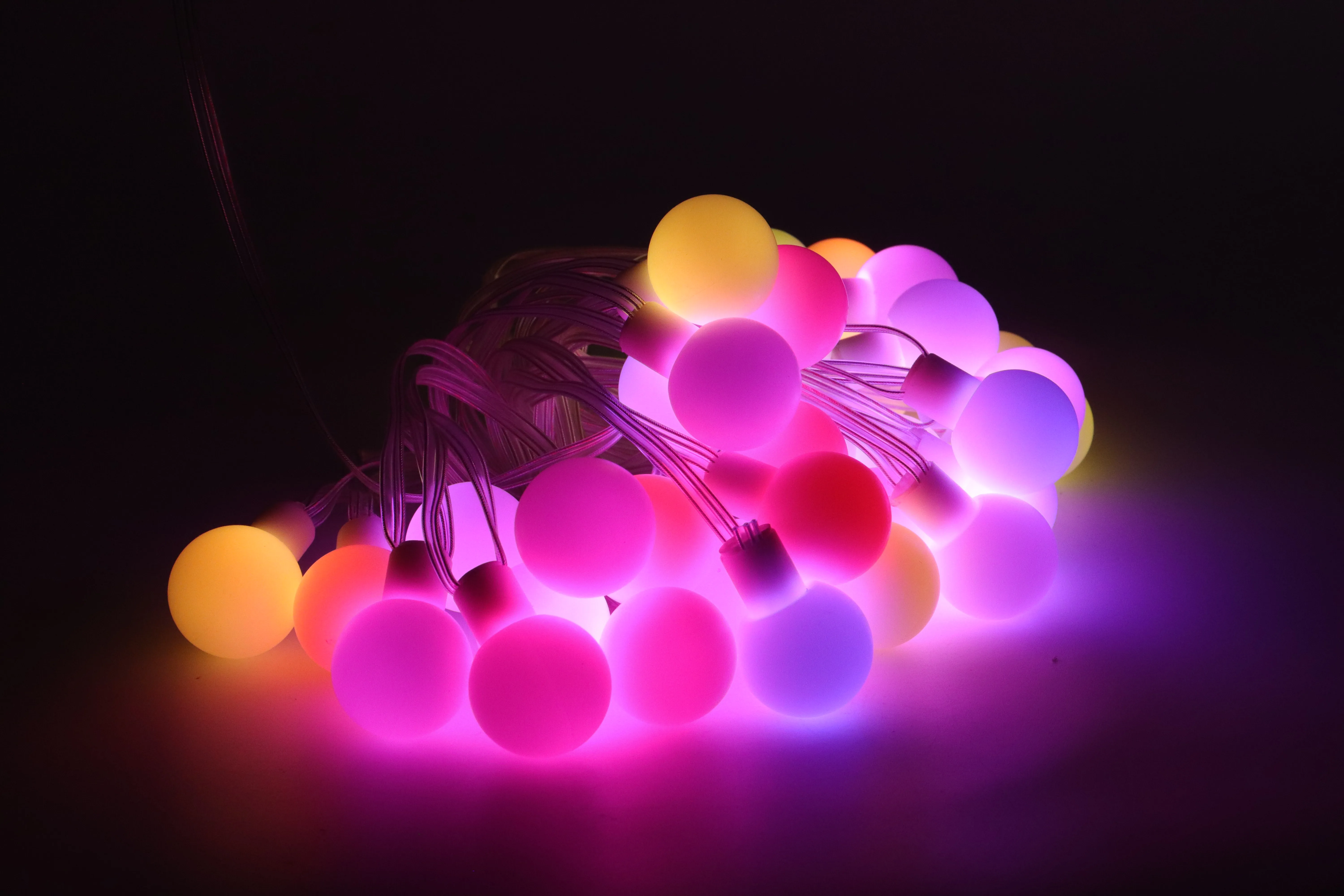 DC5V WS2812B Dream Color RGB LED Round Ball String Lights Christmas Party Birthday Decoration Addressable Individually IP67
