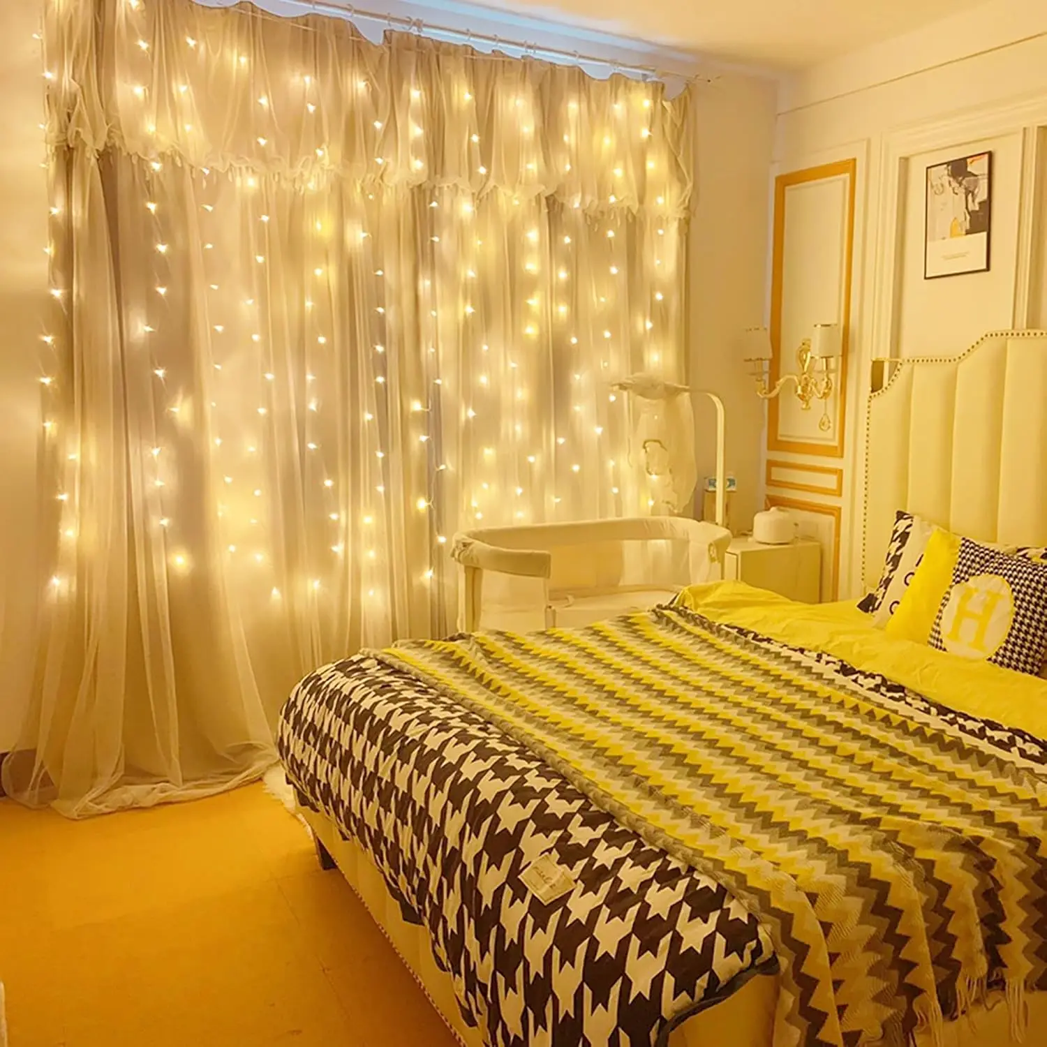300LED Curtain Fairy Lights 8 Modes Indoor Twinkle String Lights with Remote Bedroom Window Wedding Party Wall Decor Christmas