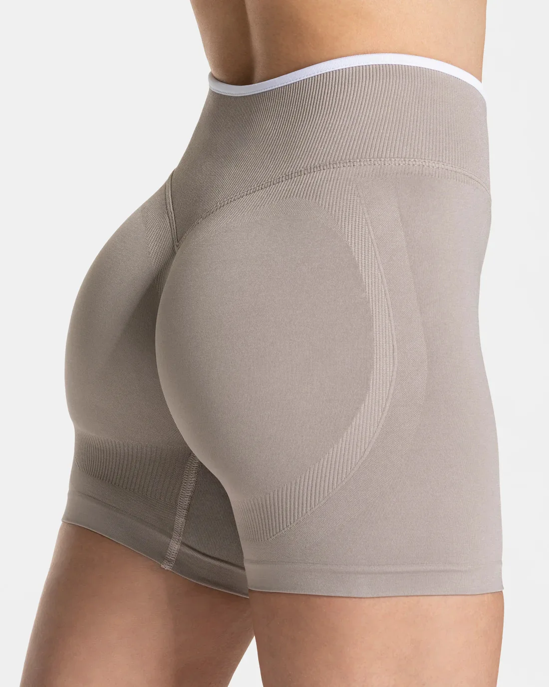 Women's Seamless Gym Color Blocking Sports Shorts High Elastic Tight High Waist Hip Lifting Yoga Pants Running Sports Shorts