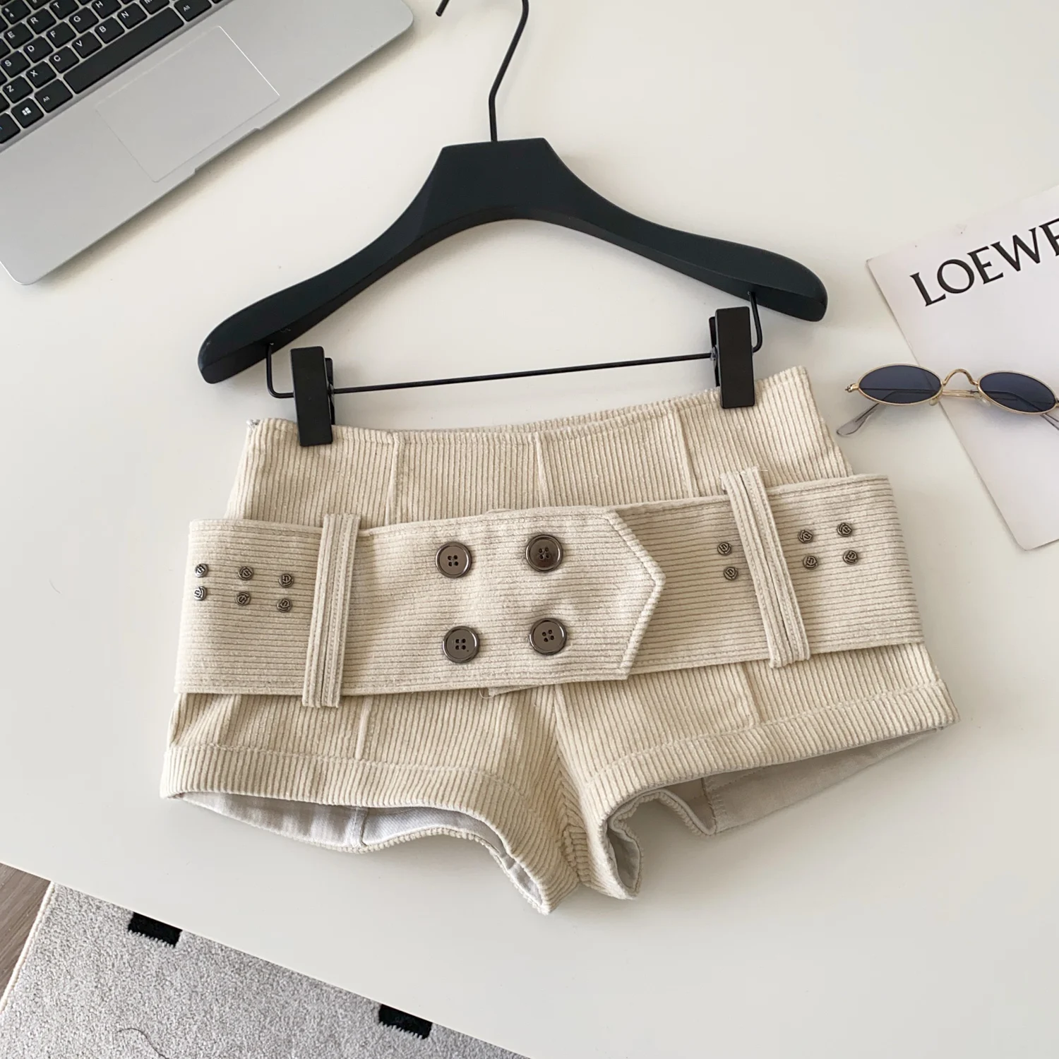 SINGREINY American Retro Corduroy Shorts Women Button Sashes Design Autumn Low Waist Sensual Streetwear Hot Girl Mini Shorts
