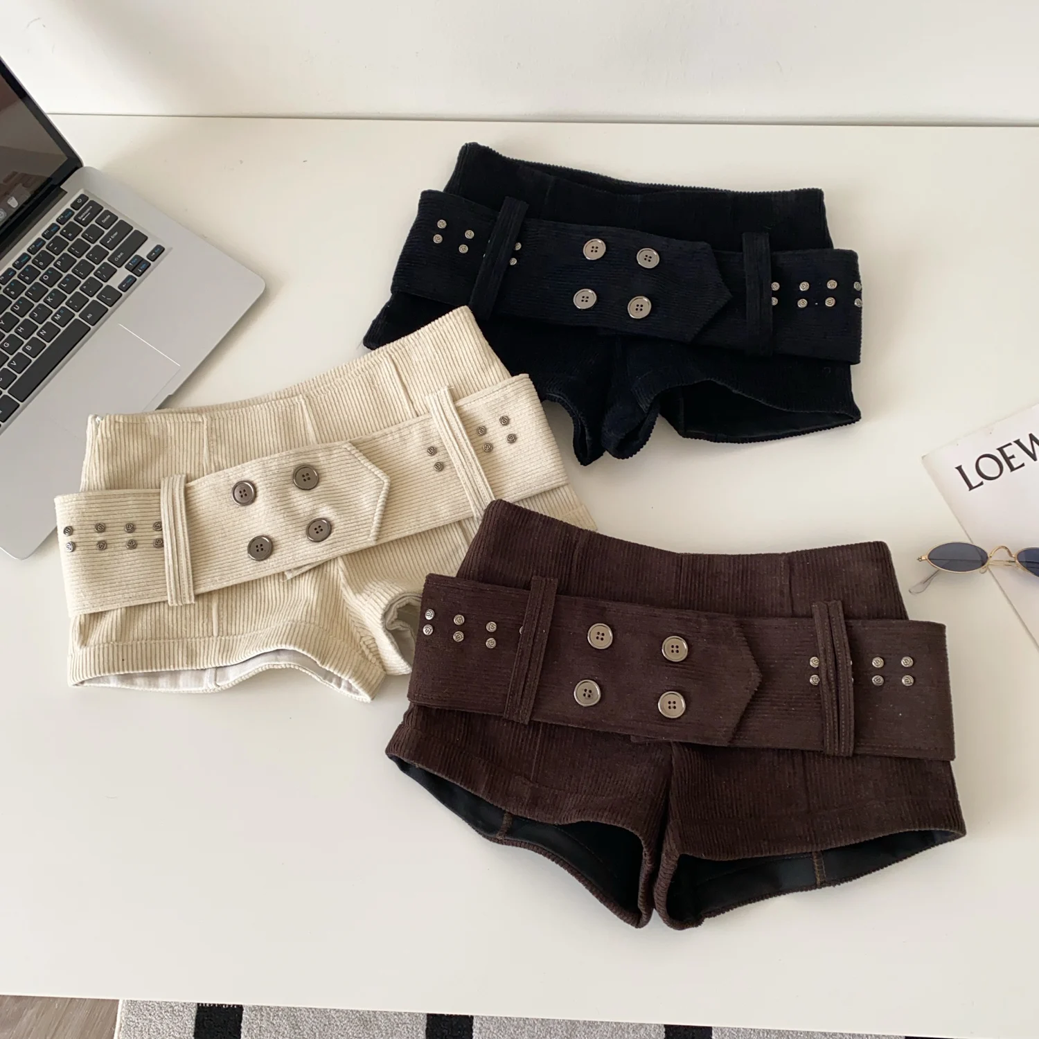 SINGREINY American Retro Corduroy Shorts Women Button Sashes Design Autumn Low Waist Sensual Streetwear Hot Girl Mini Shorts