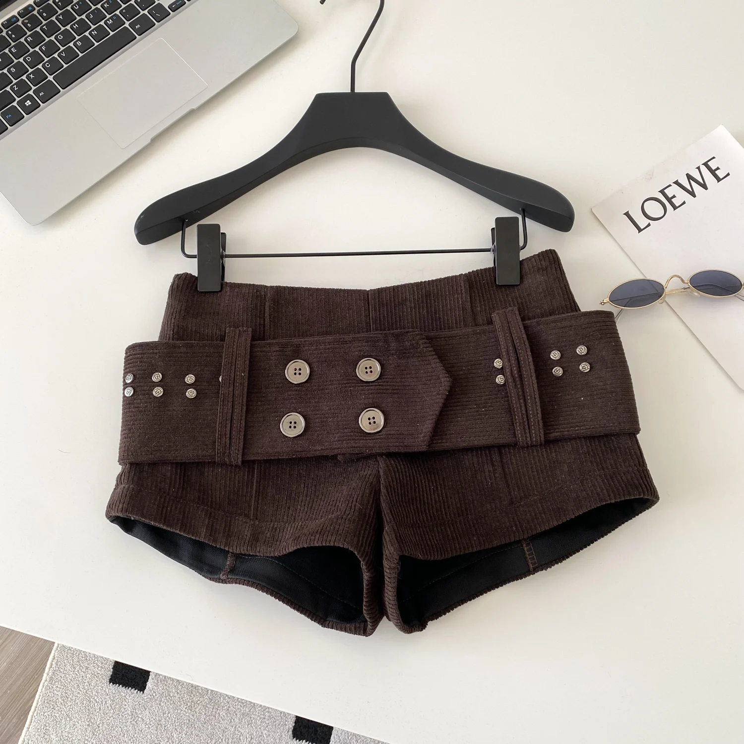 SINGREINY American Retro Corduroy Shorts Women Button Sashes Design Autumn Low Waist Sensual Streetwear Hot Girl Mini Shorts