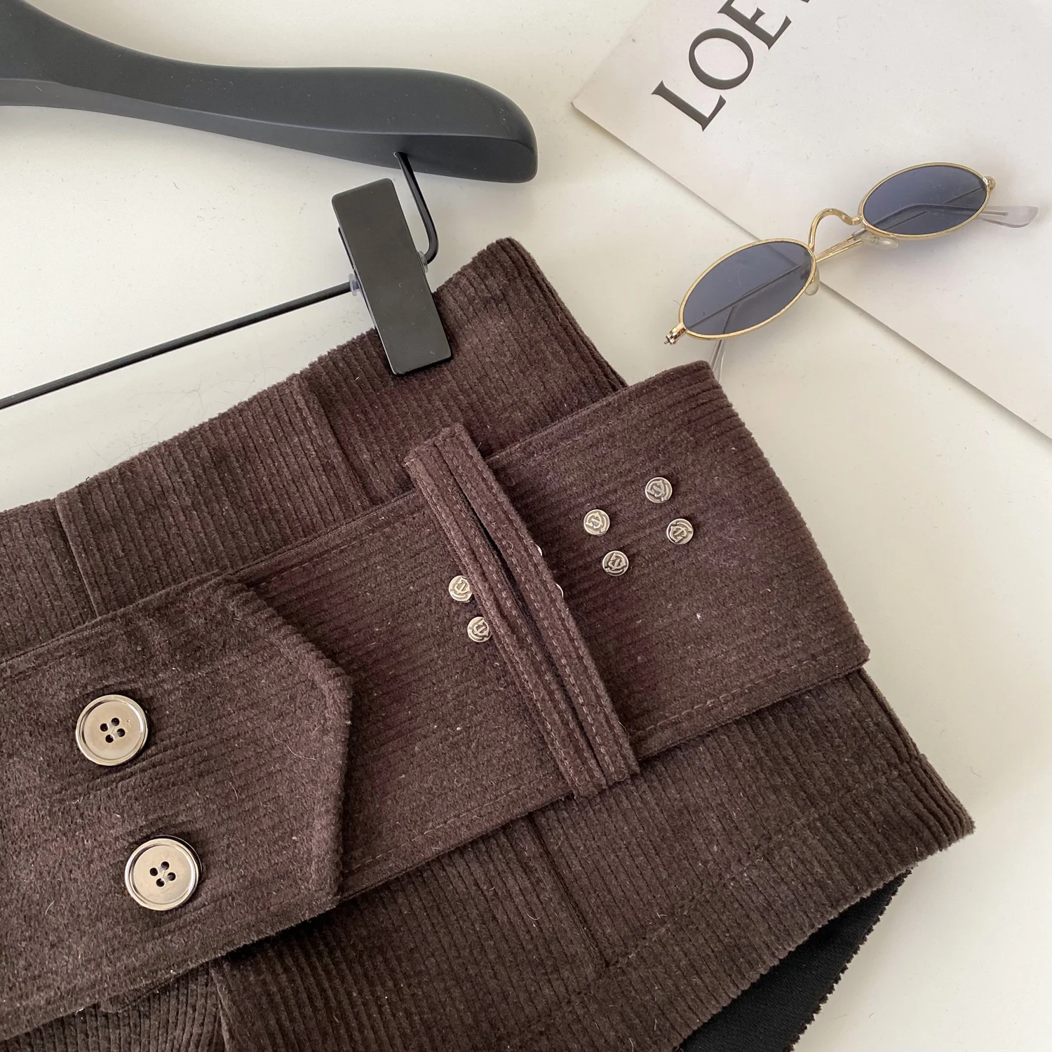 SINGREINY American Retro Corduroy Shorts Women Button Sashes Design Autumn Low Waist Sensual Streetwear Hot Girl Mini Shorts