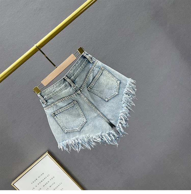 Diamond-Embedded Denim Shorts Women's Fashionable 2026 New Summer High Waist Loose Slimming Raw Hem Wide Legs Short Hot Pants