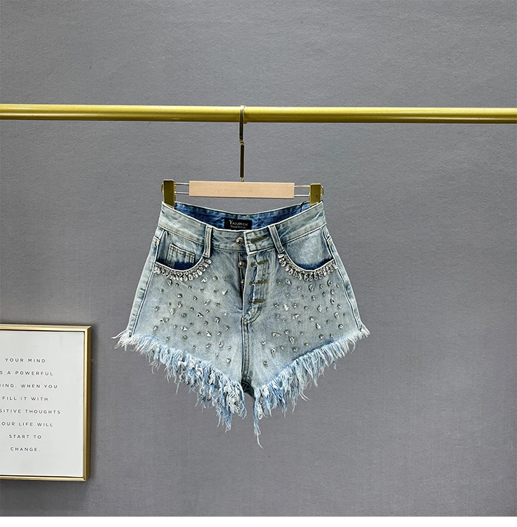Diamond-Embedded Denim Shorts Women's Fashionable 2026 New Summer High Waist Loose Slimming Raw Hem Wide Legs Short Hot Pants