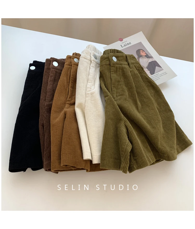 2024 New Corduroy Women's Cargo Shorts Autumn Winter High Waist Wide Leg Shorts Casual Vintage Female Trousers Fashion