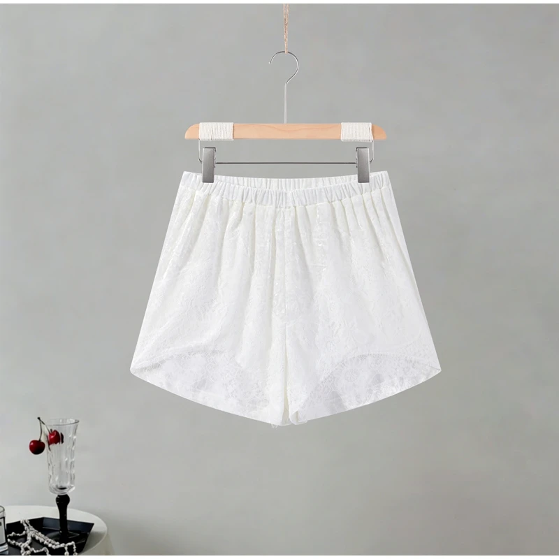 Lace Trim Women Shorts Vintage Velvet Lace Shorts High Waist Versatile Shorts Daily Fashion Casual Outfit Stylish Party Outfit