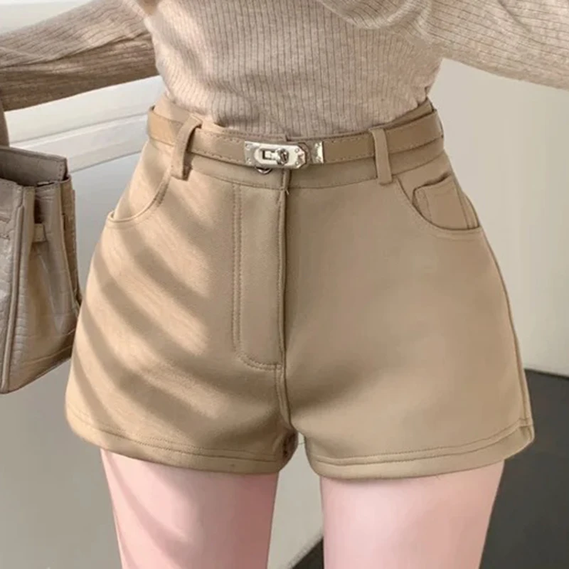 FOTVOTEE Fashion High Waisted Shorts Women Casual Solid Slim Short Pants with Belt 2025 New Retro All Match Simple Female Shorts