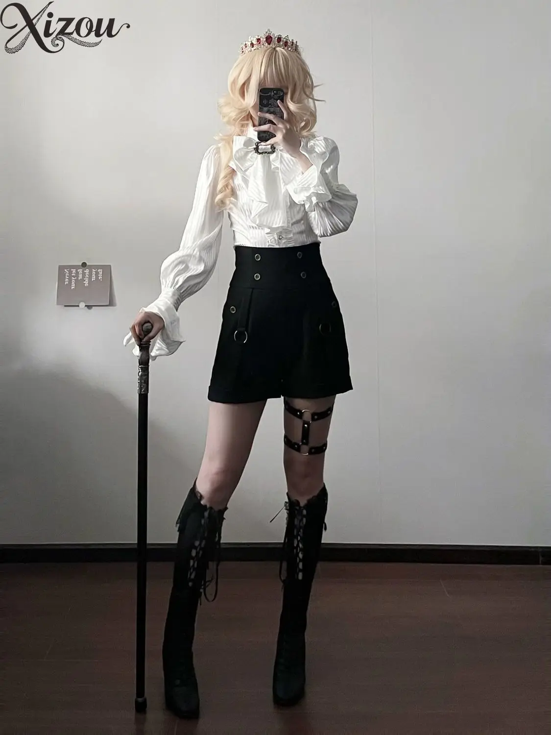 Lolita Prince Vintage Palace British High Waist Shorts Summer Button Metal Ring Pocket Short Solid Color Black White 2026