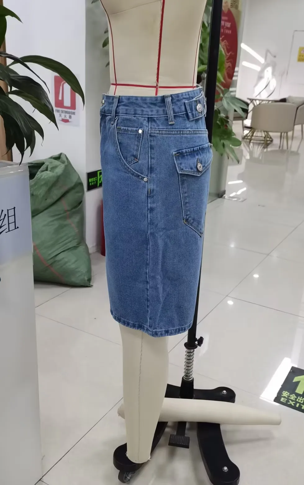 Y2K Trendy High Waist Denim Jorts Adjustable Waist Buckle Detail Loose Fit Wide Leg Baggy Jean Shorts Summer Streetwear Outfit