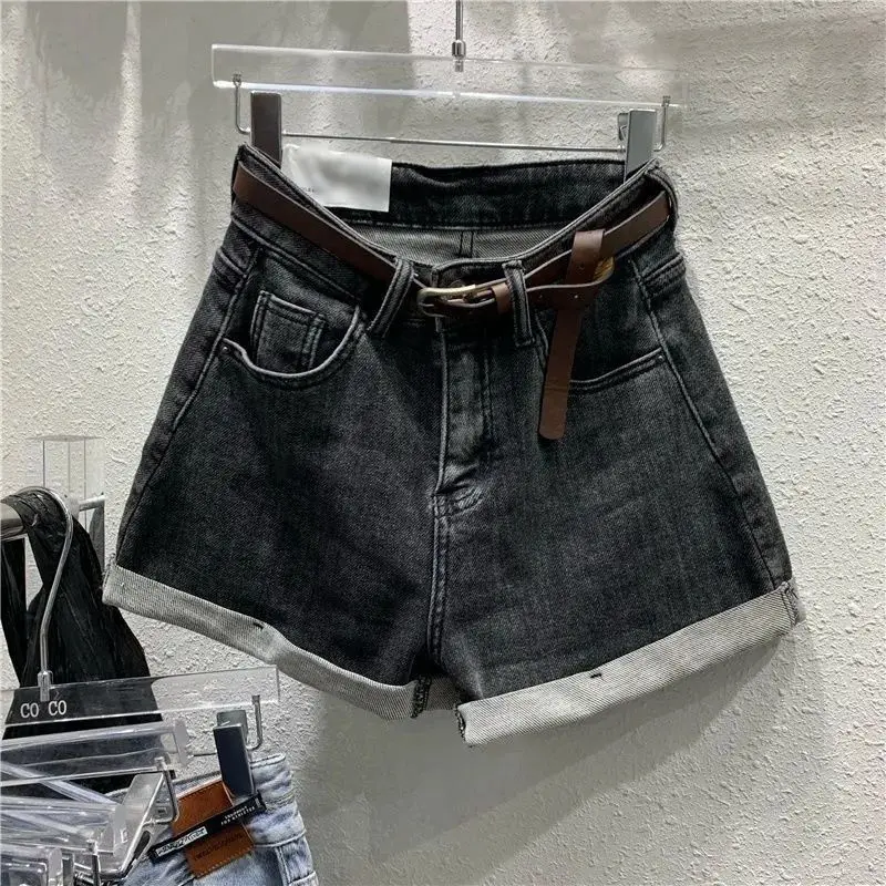 American Retro Denim Shorts Women Summer 2026 Street Loose High-waisted Rolled Edge Booty Shorts