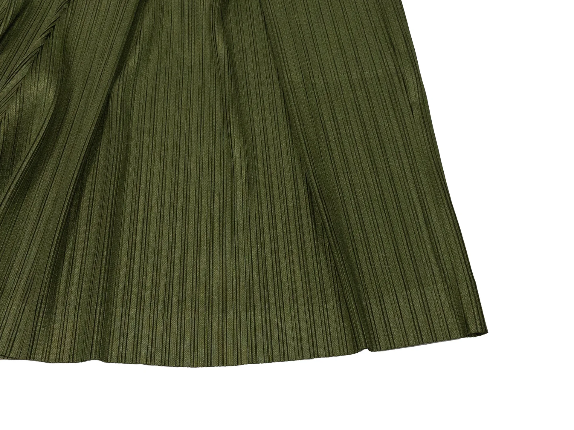 Miyake Pleated Casual Shorts Plisse 2026 Summer New Solid Color Simple Loose High Waist Slimming Base Three-Quarter Pants Women