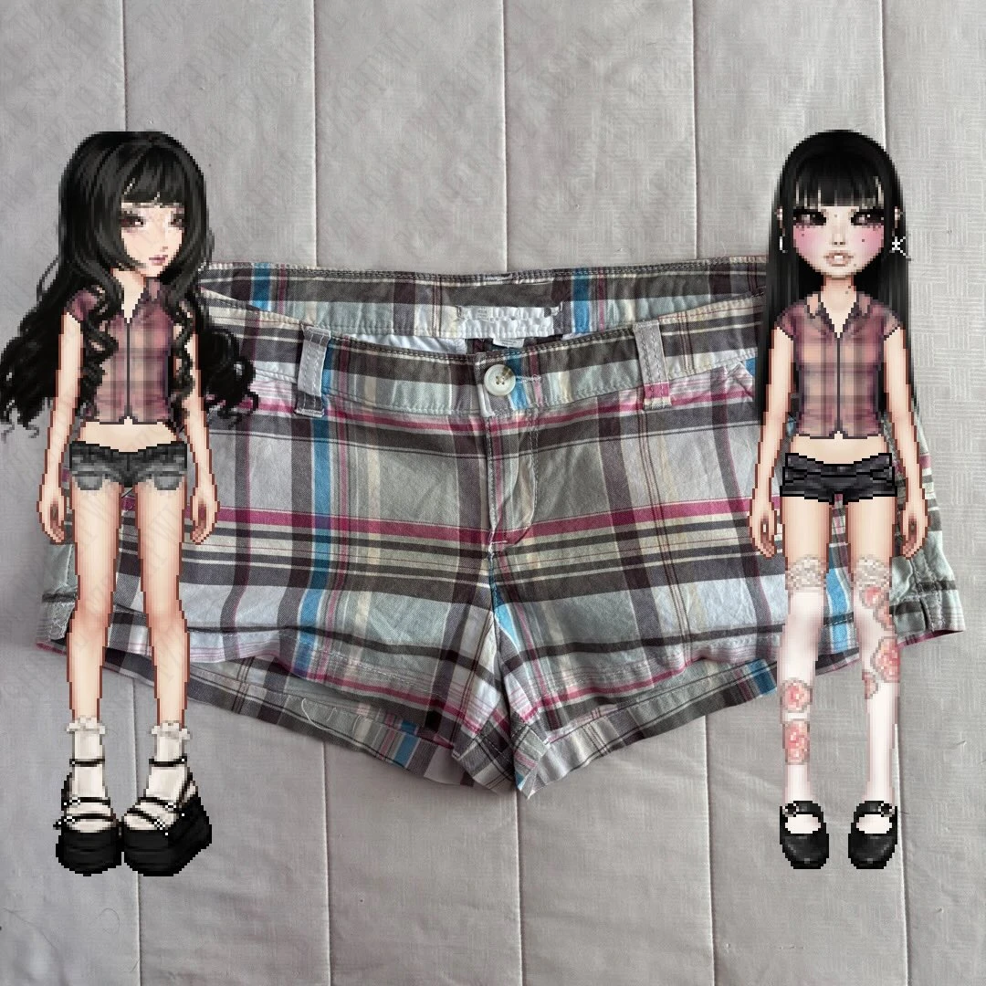 Fashion American retro Y2K millennium hot checkered design sense short pants, slim and sexy, summer new style women's clothing