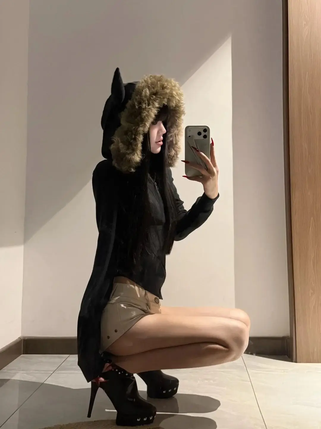 Spice Girls Low-waisted Pu Leather Super Shorts Women 2026 New Slim-fitting Y2k Shorts Hip-wrapped Hot Pants