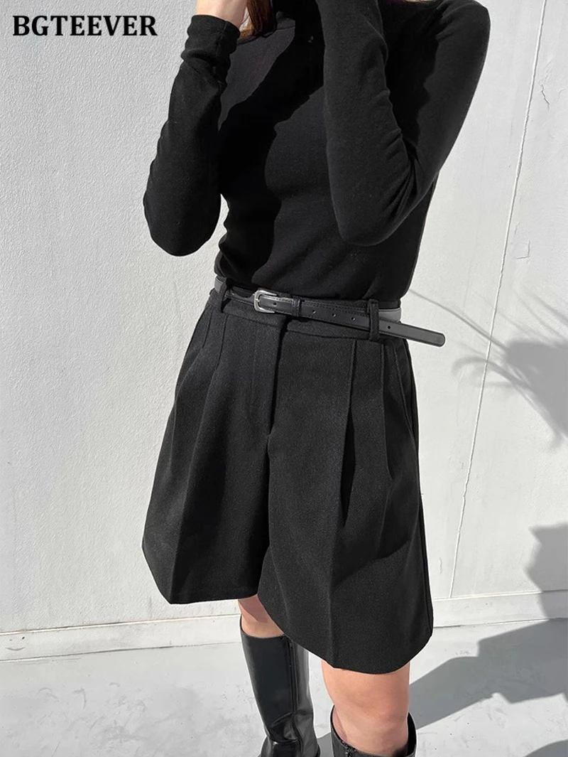 BGTEEVER Casual High Waist Pockets Female Wide Leg Woolen Shorts Autumn Winter Thicke Warm Loose Women Shorts