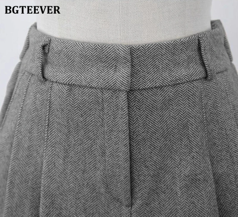 BGTEEVER Casual High Waist Pockets Female Wide Leg Woolen Shorts Autumn Winter Thicke Warm Loose Women Shorts
